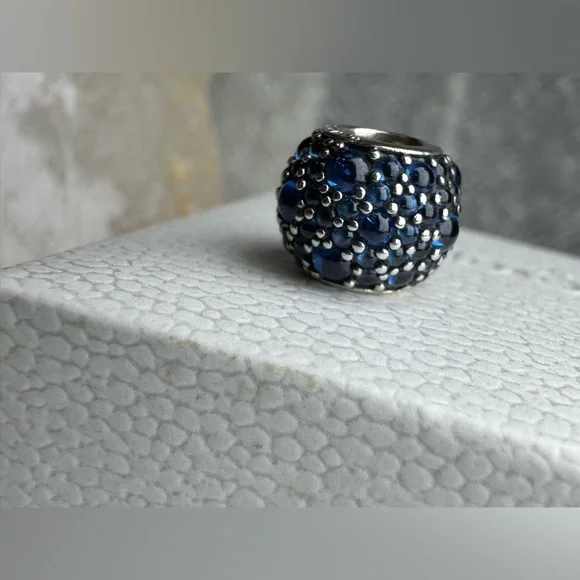 Authentic Retired Pandora Shimmering Droplets with London Blue Crystal S925 Ale - Picture 6 of 12
